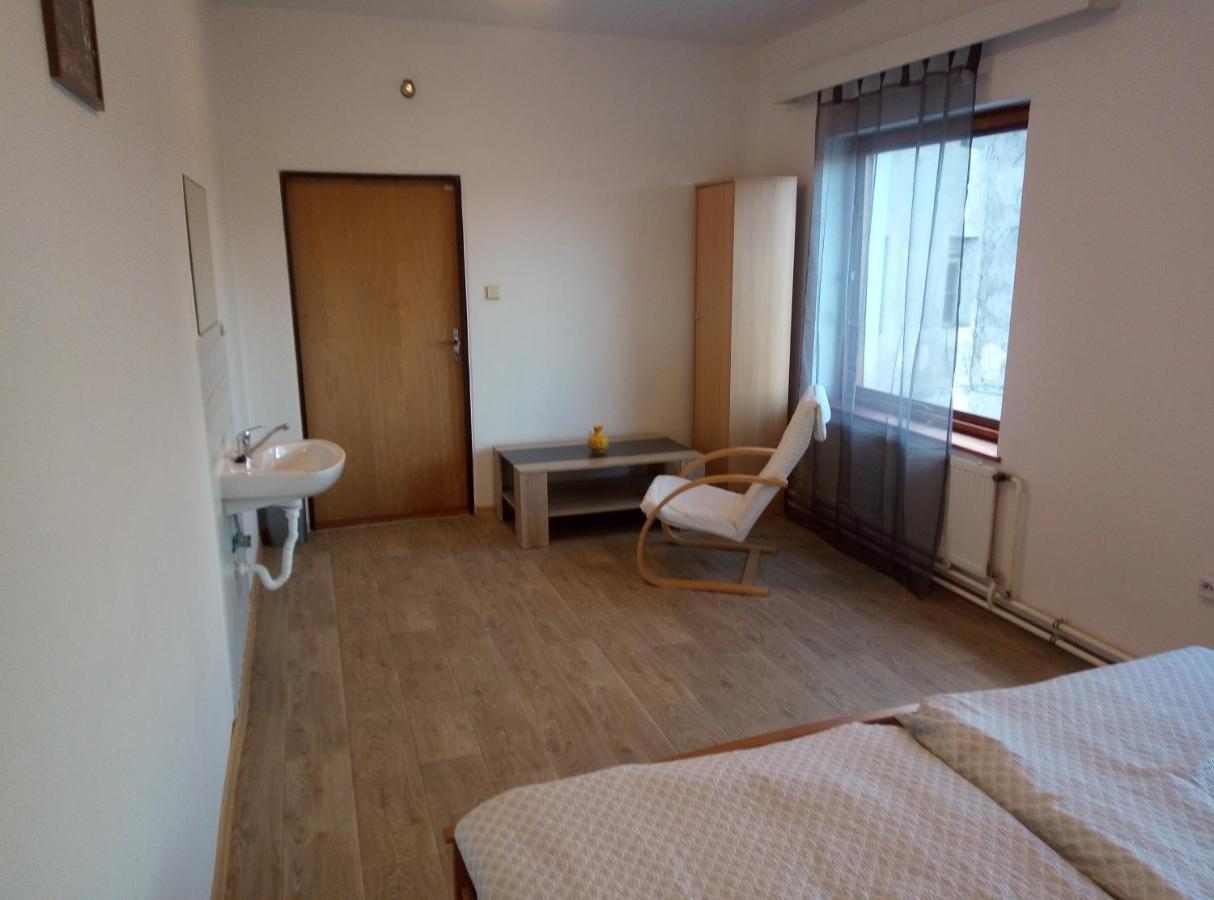 Penzion U Nahonu Mesto Touskov エクステリア 写真